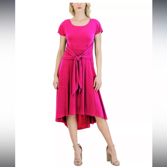 Robbie Bee Short Sleeve High-Low Fit + Flare Dress - Picture 1 of 9